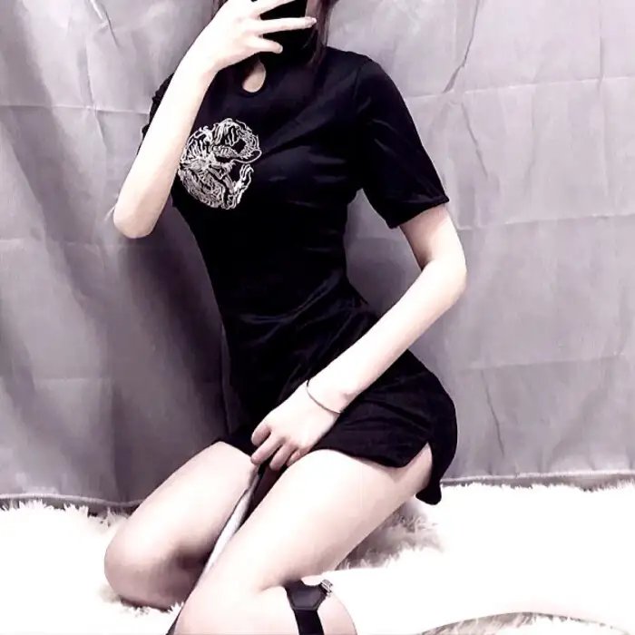 夹缝中活着，小春